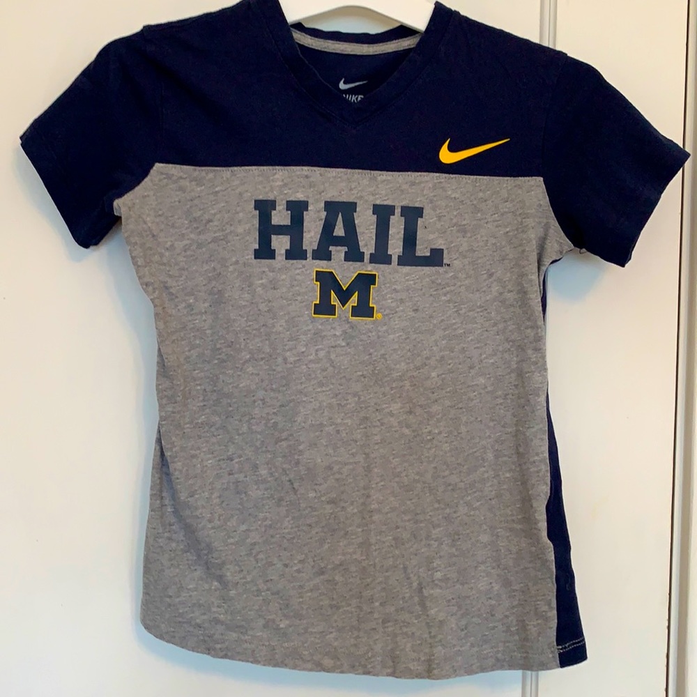 University of Michigan kid T-shirt size 5